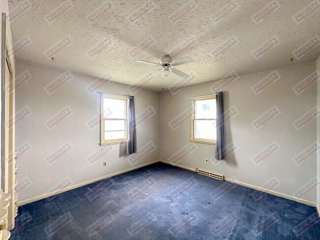 Building Photo - COZY House For Rent In Moorcroft