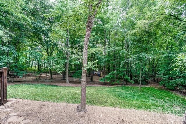 Building Photo - 6025 Oakridge Ct