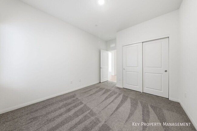 Building Photo - 4445 Bayley Skye Ave