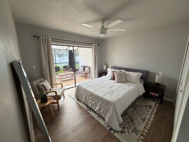 Building Photo - Beautiful 2 bedroom, 2 bath Condo located in Winter Park