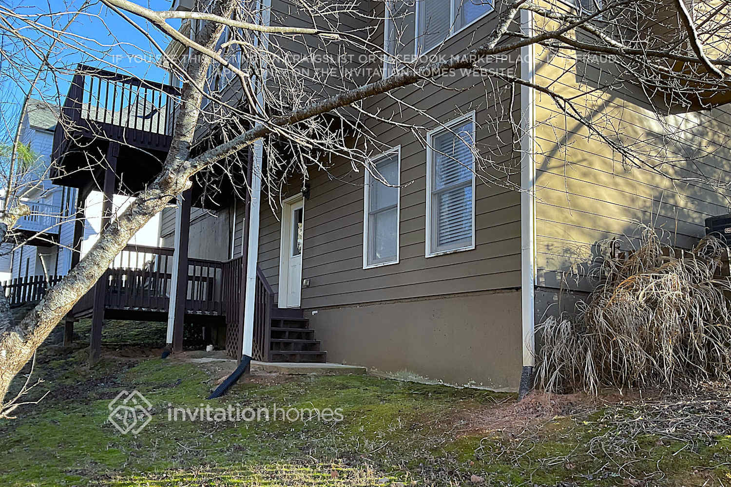 Building Photo - 2026 Castlemaine Cir