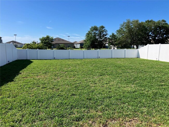 Building Photo - 13259 Palmerston Rd