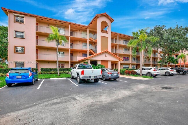 Building Photo - 1200 SW 125th Ave