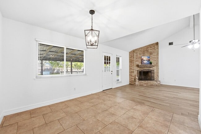 Building Photo - 29038 Deadwood Ln