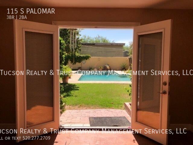 Building Photo - 115 S Palomar Dr