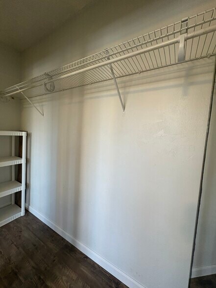 Building Photo - 1441 N Atlantic Ave