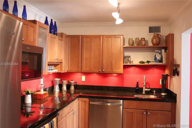 Building Photo - 6801 Indian Creek Dr