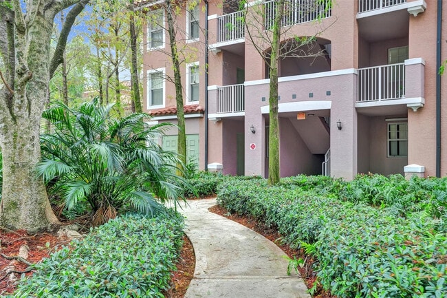 Building Photo - 6584 W Sample Rd