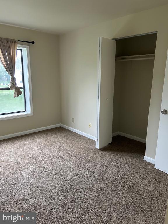 Building Photo - 200 Chesterfield Ln