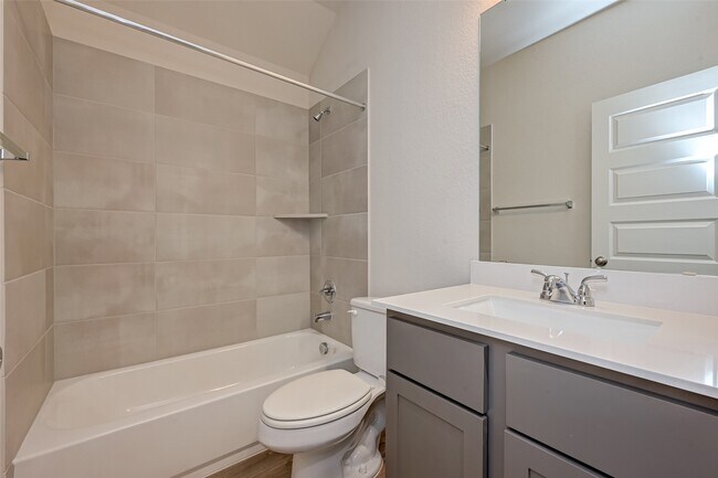 Building Photo - 308 Mullins Ct