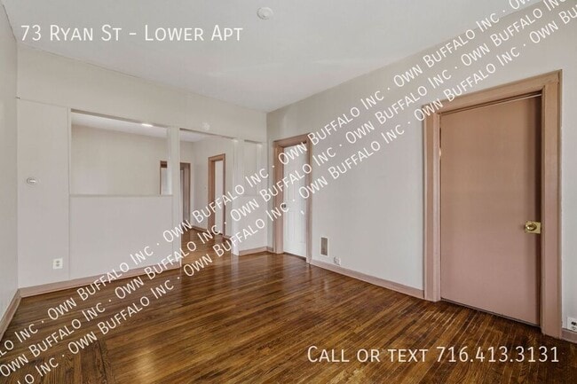 Building Photo - 73 Ryan St