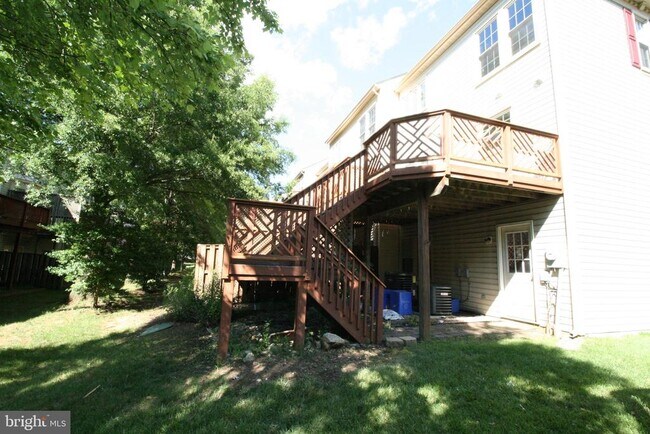 Building Photo - 10137 Treble Ct