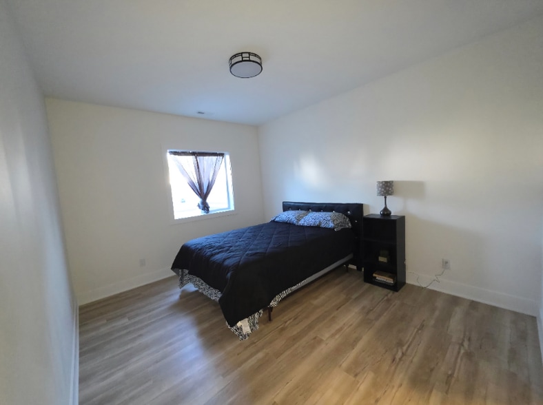 Building Photo - 714 Ringold St