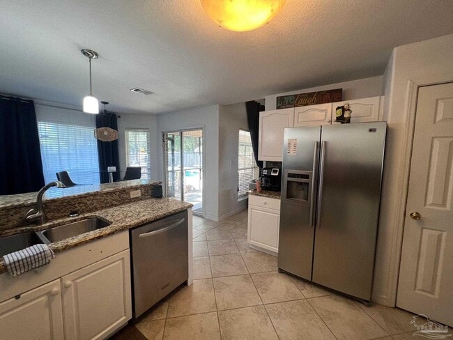 Building Photo - 1959 Melissa Oaks Dr