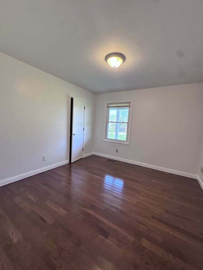 Building Photo - 49 Kingfisher Ln