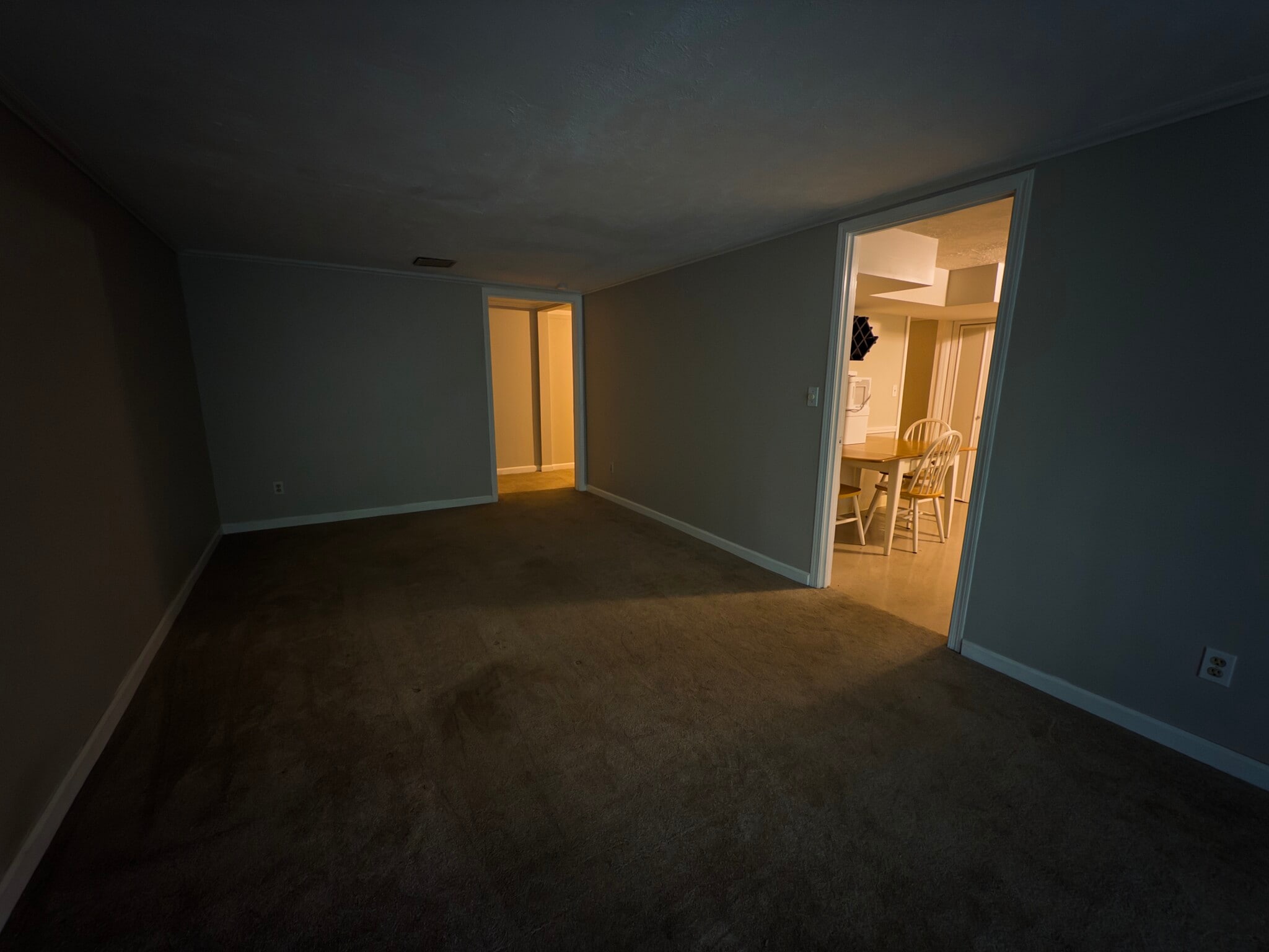 Building Photo - 850 Cherrydale Ln