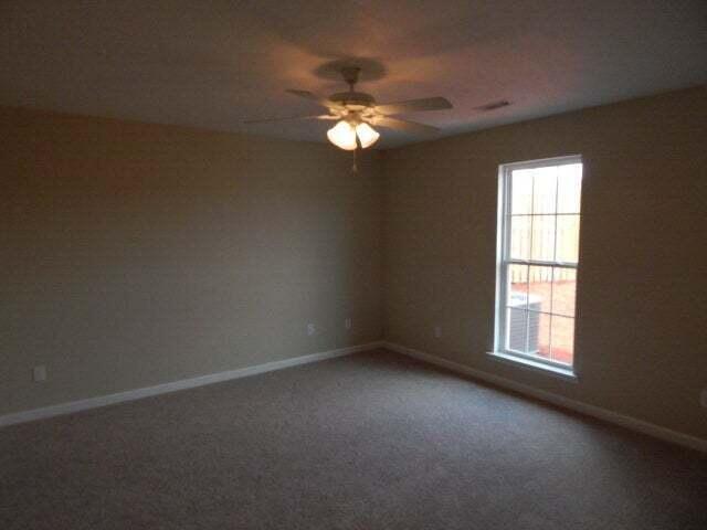 Building Photo - 212 Bobwhite Dr