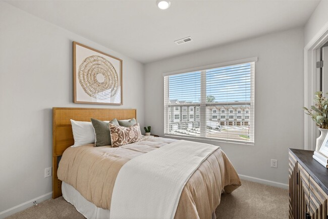 Building Photo - 1205 Harper Lndg