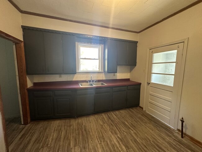 Building Photo - 19 Elizabeth St