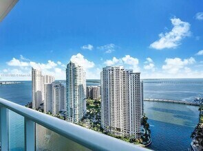 Building Photo - 300 S Biscayne Blvd