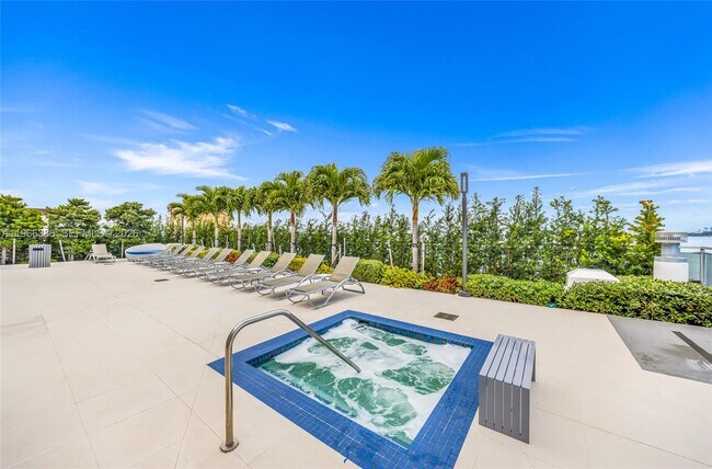 Building Photo - 7901 Hispanola Ave