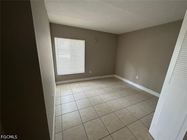 Building Photo - 1830 Maravilla Ave