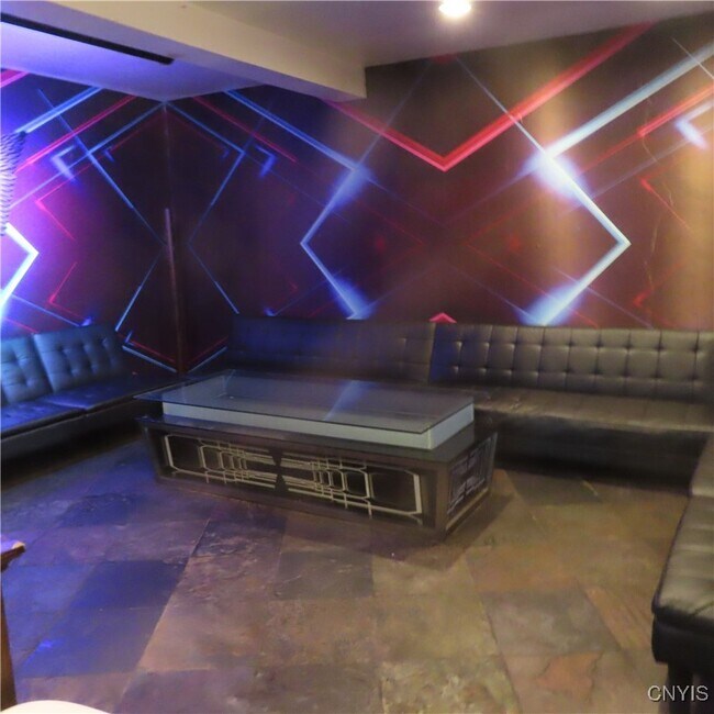 Building Photo - 600 Burnet Ave