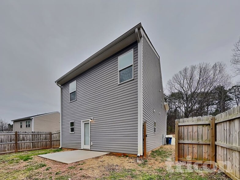 Building Photo - 808 Caper St