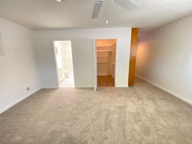 Building Photo - Updated property with luxury Appliances in a prime location in Livermore
