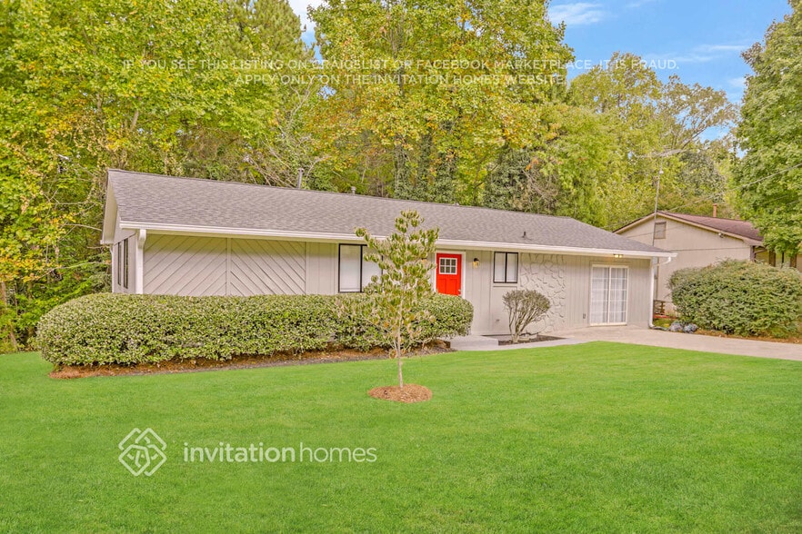 Building Photo - 6423 Van Eyck Way NW