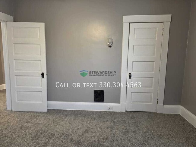 Building Photo - 213 Chestnut Ave NE