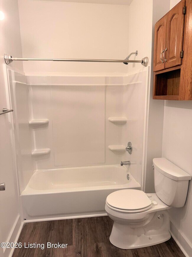 Building Photo - 841 Hazel St