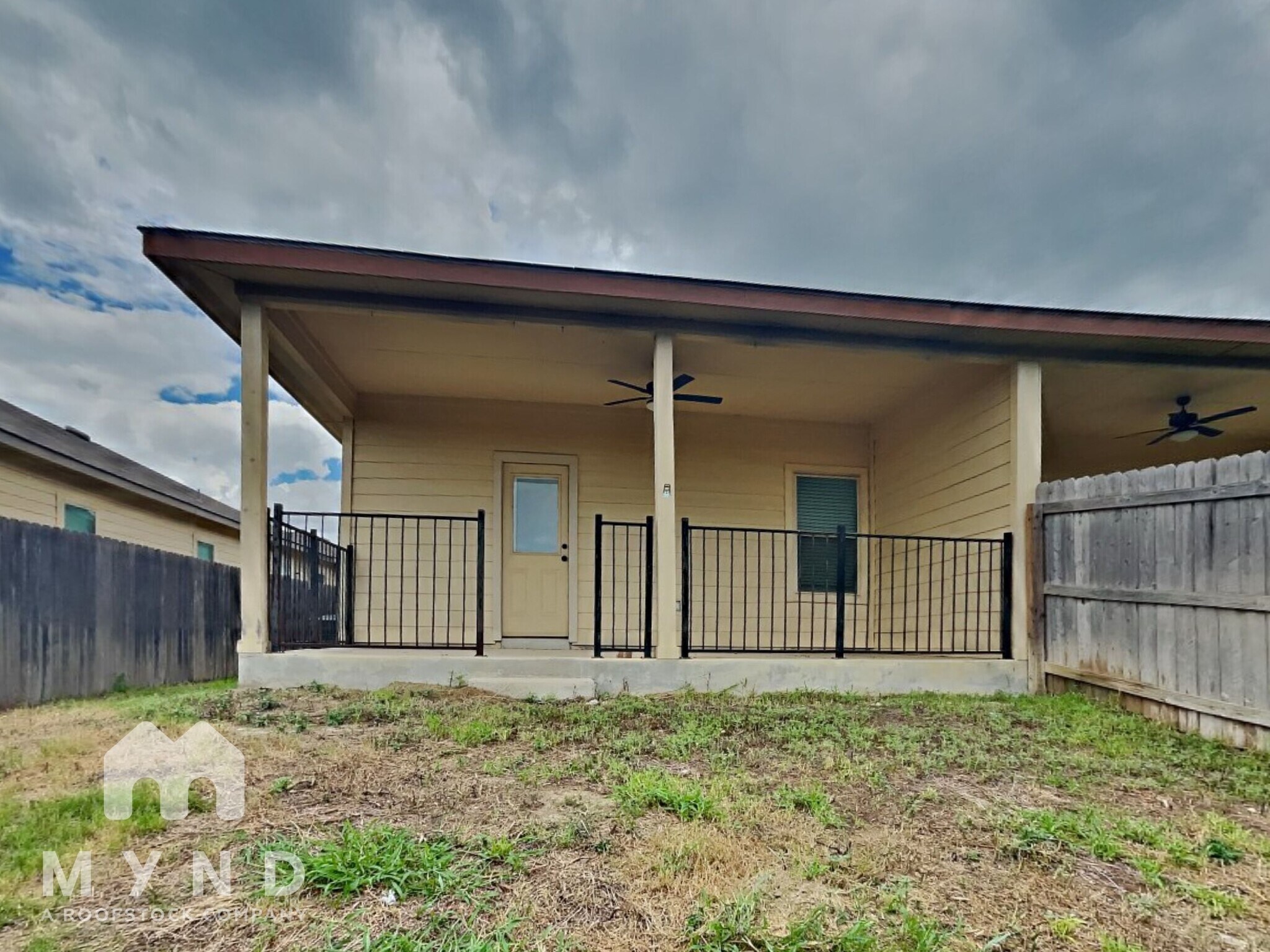 Building Photo - 226 Kaspar Way