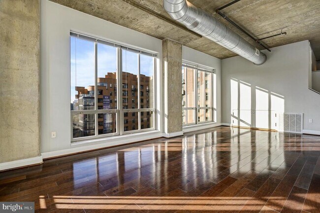 Primary Photo - 301 Massachusetts Ave NW