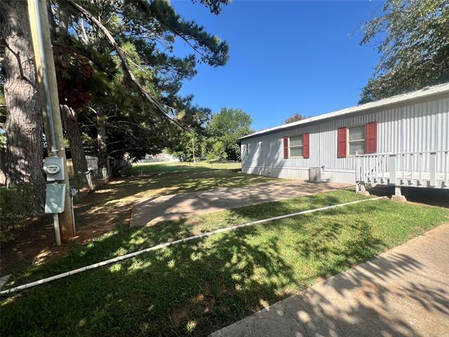 Building Photo - 4528 Wildwood Cir