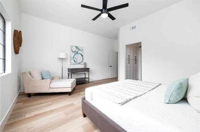 Building Photo - Well-Maintained 3 Bedroom Condo in Calavera Hills - Somerset
