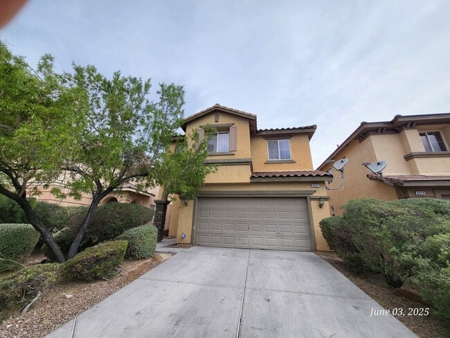 Primary Photo - 6925 Water Pipit St