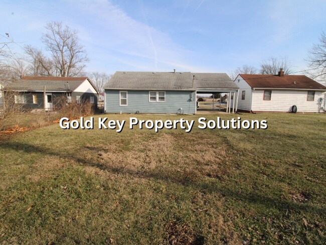 Building Photo - MUNCIE 2 BR 1 BA House with Carport and Large Yard (NO SECTION 8)