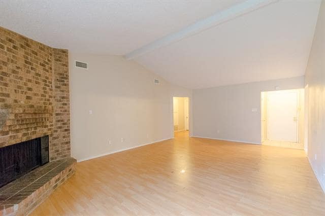 Building Photo - 816 Whitehall Dr