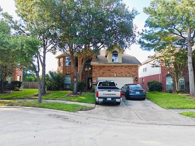 Building Photo - 26418 Creston Woods Dr