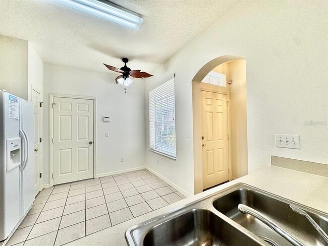 Building Photo - 10130 Tranquility Way