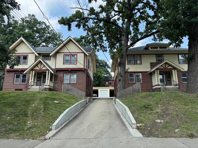Building Photo - 2921 High St