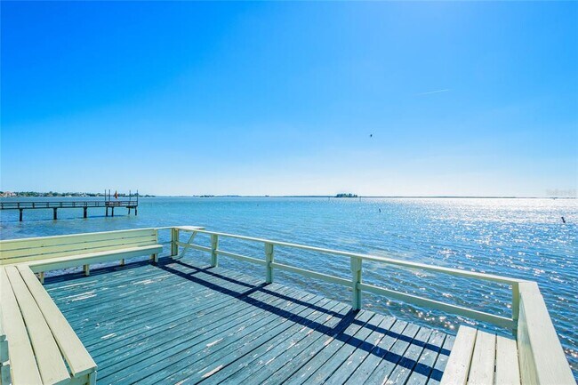 Building Photo - 2566 Gary Cir