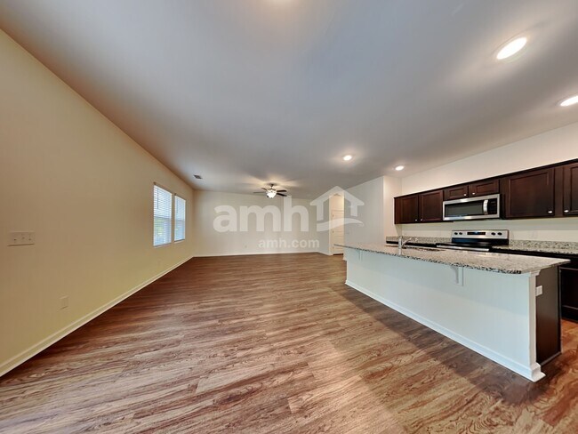 Building Photo - 110 Orion Way
