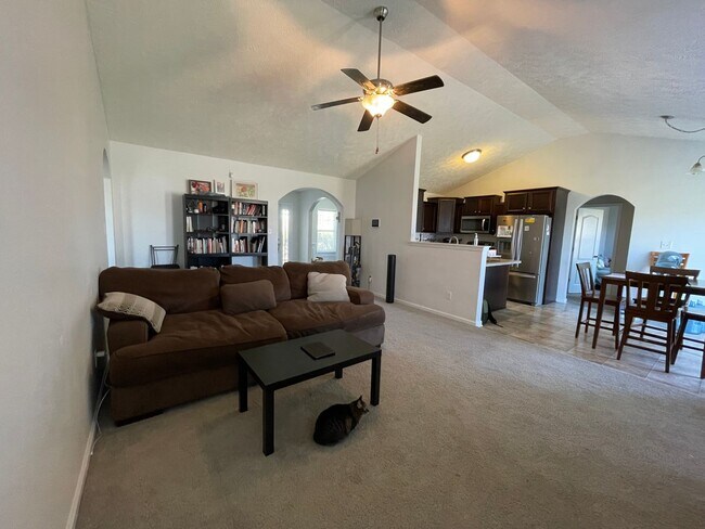 Building Photo - 113 Cypress Manor Ct
