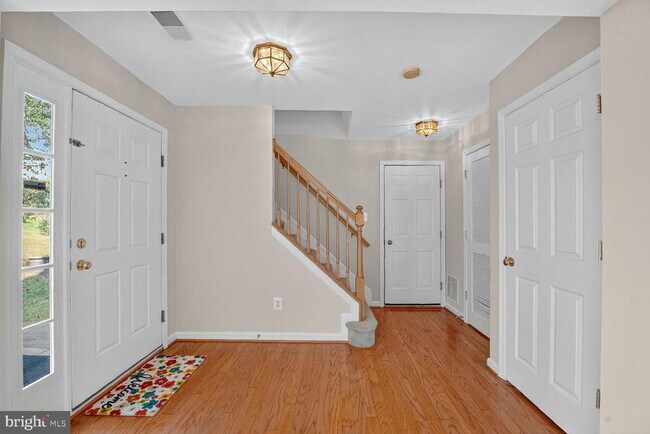 Building Photo - 1515 Shields Terrace NE