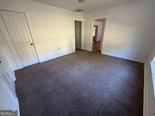 Building Photo - 416 GA-9