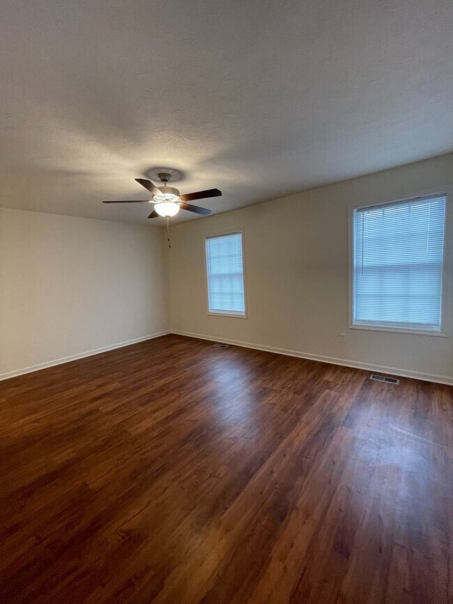 Building Photo - 2875 Congers Creek Rd