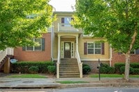 Building Photo - 860 Riverdance Dr NW