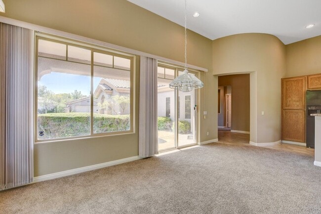 Building Photo - ELEGANT Single Story, 2 Bedroom Home in ANTHEM Gated Community!